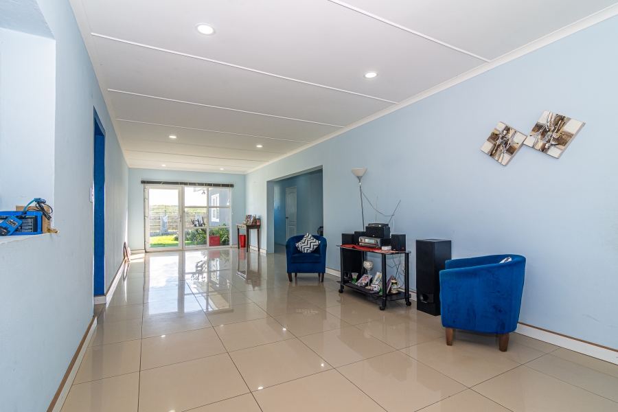 4 Bedroom Property for Sale in Pearly Beach Western Cape
